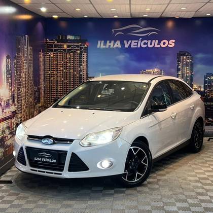 FORD FOCUS 2.0 TITANIUM SEDAN 16V FLEX 4P AUTOMÁTICO